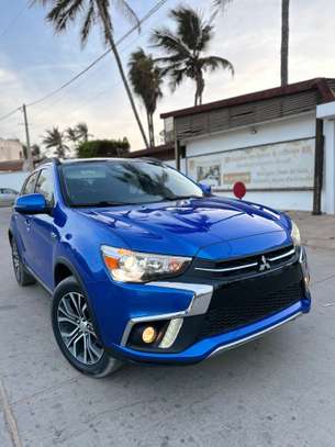 Mitsubishi outlander image 3