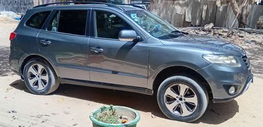 SANTA FE CARROSERIE ET INTERIEUR IRREPROCHABLES image 3