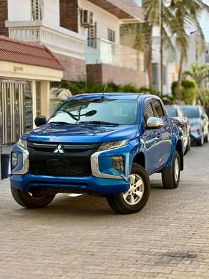 MITSUBISHI PICK UP L200 2021 image 1