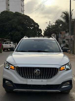 MG auto 2017 image 12