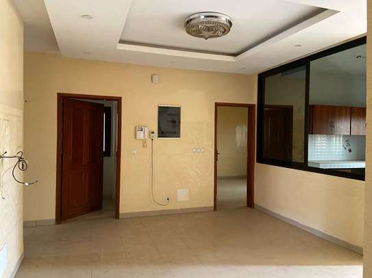 3 chambres salon zac mbao image 3