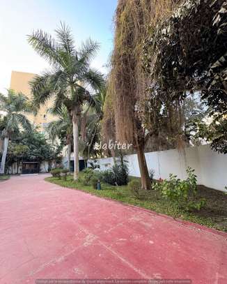 Superbe Villa à louer aux Almadies image 8