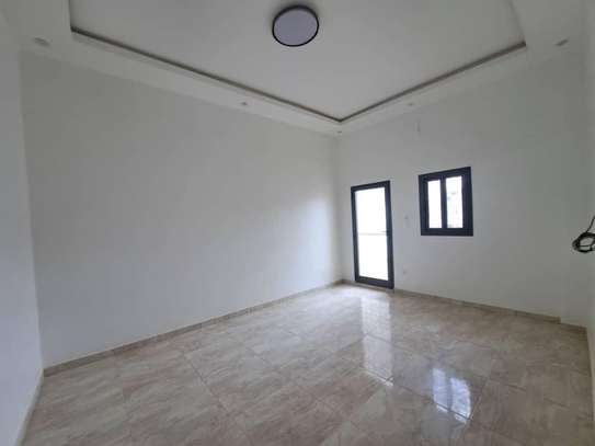 Villa R+2 à louer image 12