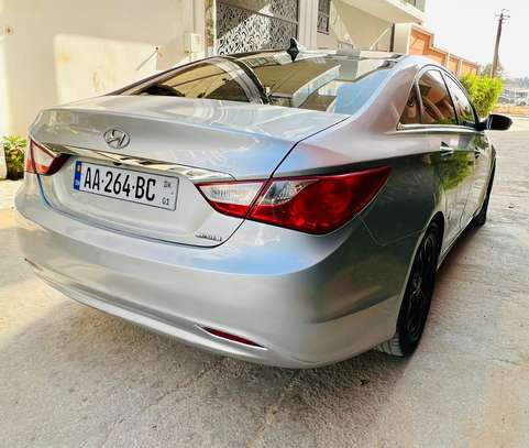 Hyundai Sonata image 3