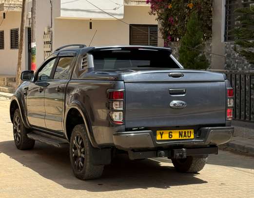 Ford Ranger Pick-up double cabine diesel gris foncé image 6