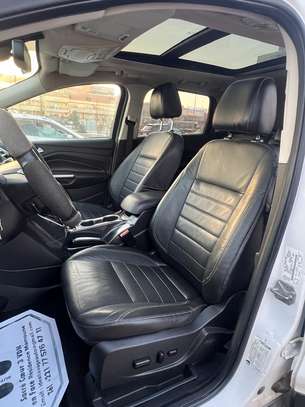 Ford Escape Titanium version 4x4 image 13