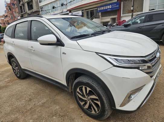 Toyota rush 2021 image 5