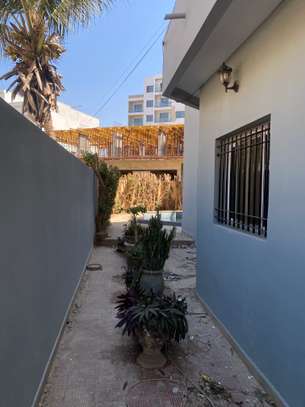 Appartement F4 à louer aux Almadies avec piscine image 15