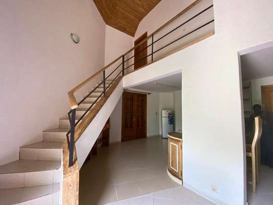 VENTE VILLA A SALY 4 PIECES AVEC PISCINE 313 m² image 8