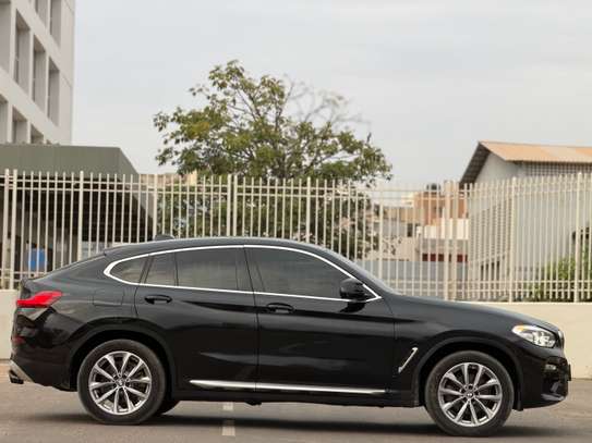 BMW X4 2019 image 6