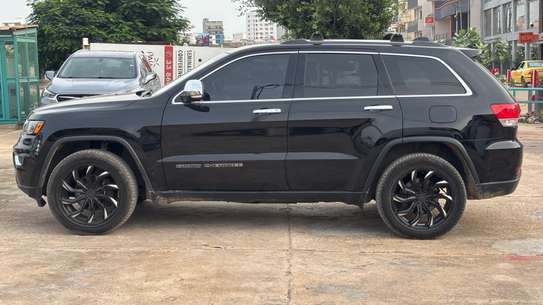 Jeepe grand Cherokee image 6
