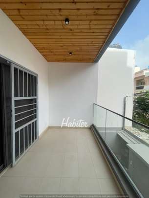 Villa R+2 à louer à Mermoz image 8