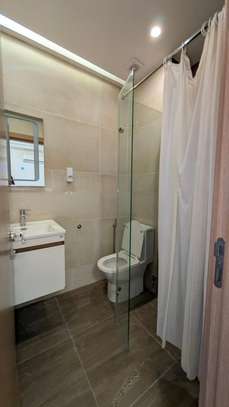 Appartement 3 chambres salon à louer au Point E image 7