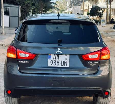Mitsubishi RVR image 5