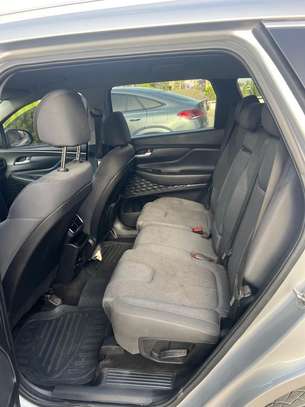 Hyundai santafe 2020 image 5