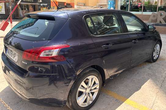 PEUGEOT 308 année 2016 image 11