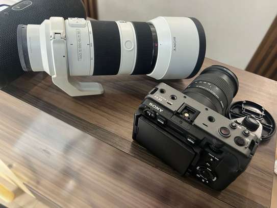 Sony fx30 + Objectif 18/50 et 70-200mm image 3