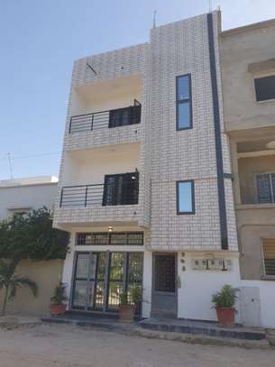 A louer, 3 chambres salon, Maristes, Appartement image 2
