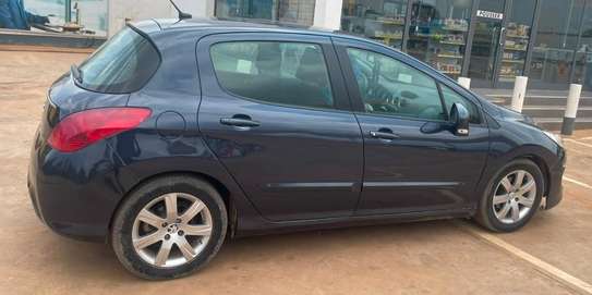 Peugeot 308 image 8