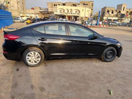 Hyundai elantra 2017 image 11
