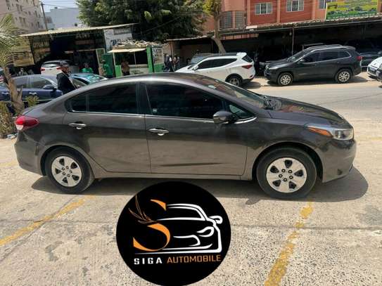 LOCATION DE VOITURE KIA FORTE 2017 image 2