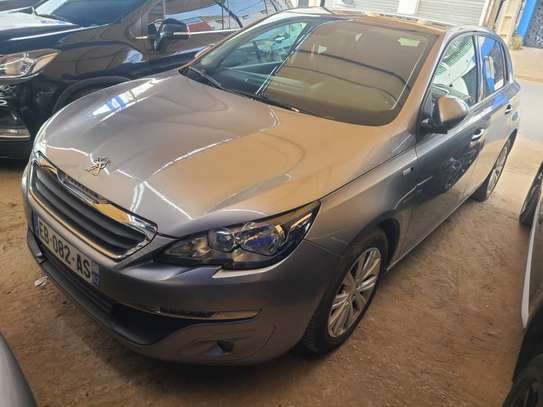 Peugeot 308 2017 image 4
