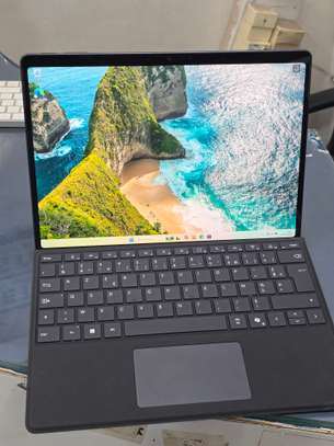 Microsoft Surface Pro 11 2025 image 5