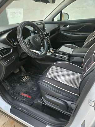 Hyundai Santafe 2019 image 3