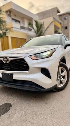 Toyota Highlander 2023 4cylindre 7places image 2