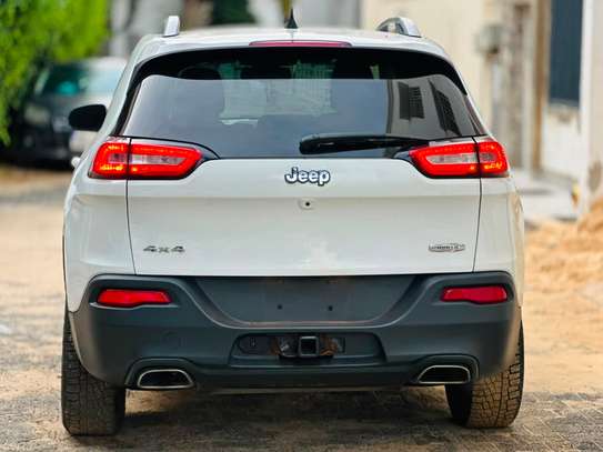 Jeep Cherokee 2016 image 4