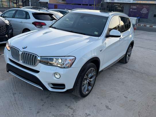 BMW X3 xDrive28i xLine image 4