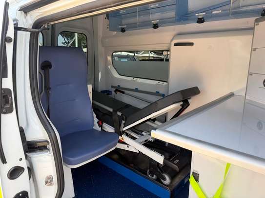 AMBULANCE MÉDICALISÉ image 11