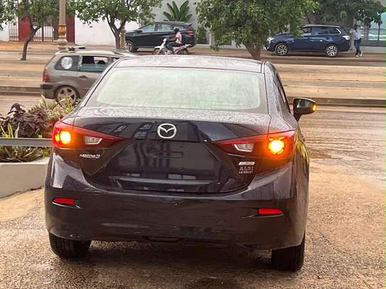 Mazda 3 image 6