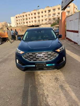 Ford Edge image 4