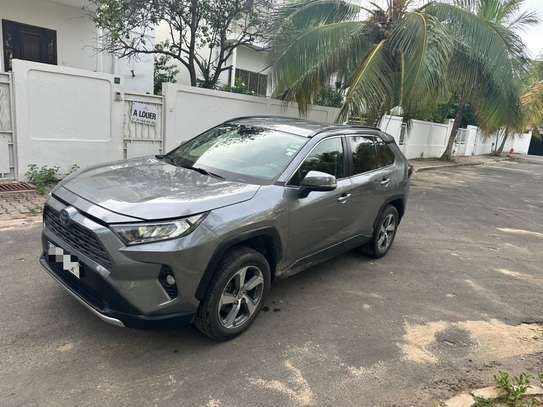 Toyota RAV4 2020 SUV image 7