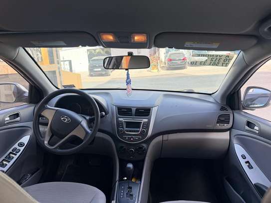 Hyundai Accent Se Venant image 5