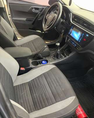 Toyota Auris 2018 image 6