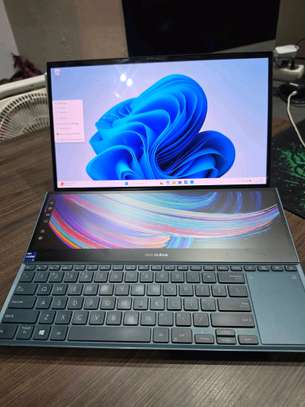 Gamer Asus ZenBook image 6