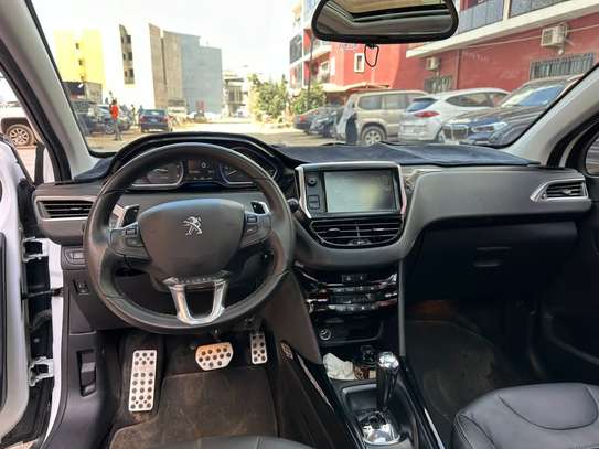 Peugeot 2008  Année 2016 image 6