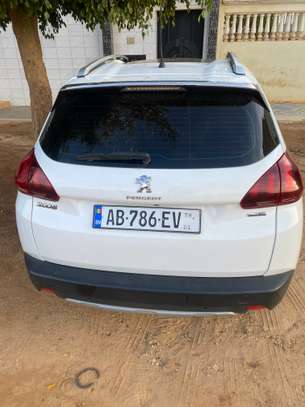 Peugeot 2008 image 6