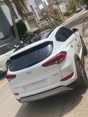 Hyundai Tucson 2017 image 2