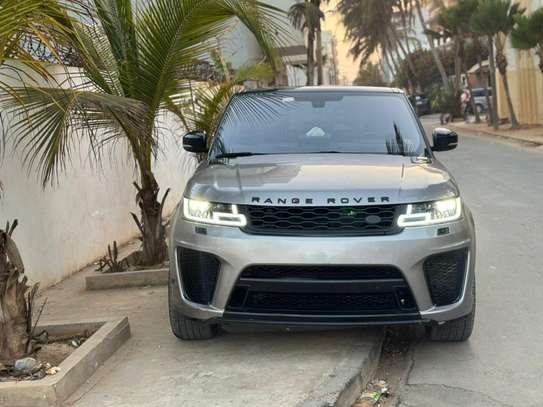 Range rover sport image 10