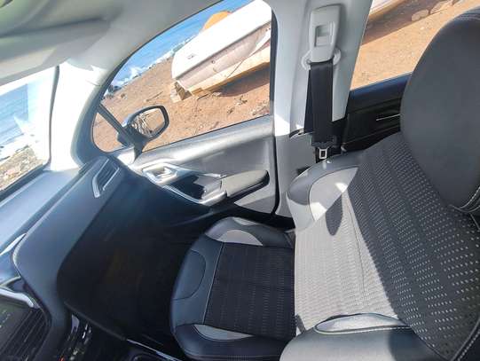 Peugeot 2008  2016 image 4