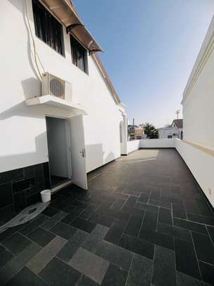 Résidence Privée & Luxueuse aux Almadies image 11