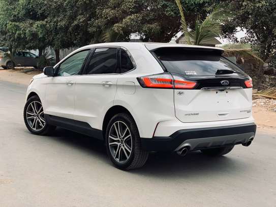 FORD EDGE TITANIUM 2019 image 9