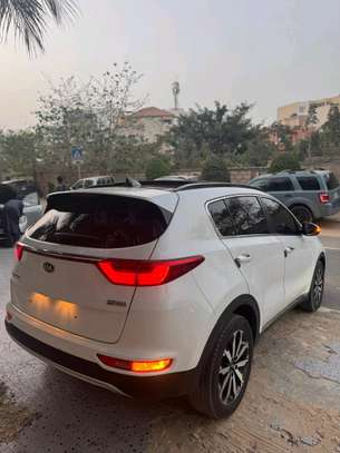 Kia sportage image 3