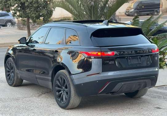 Range Rover Velar image 7