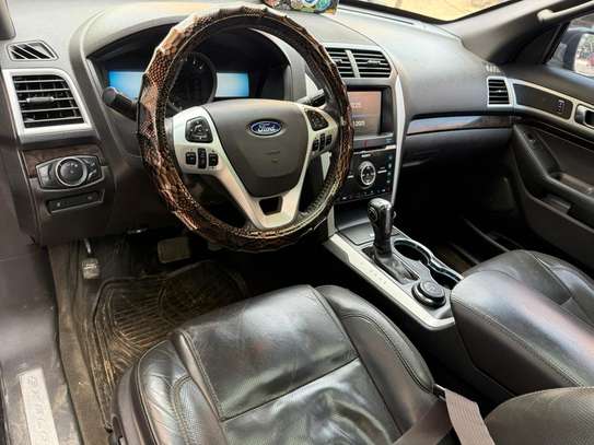 Ford Explorer Platinium 2014 image 5