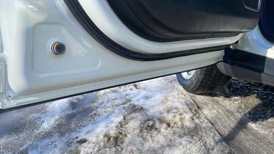 Jeep compass image 11