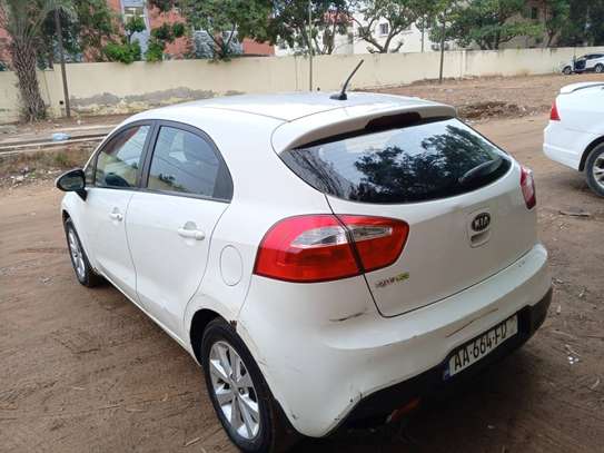 Kia rio 2013 image 2